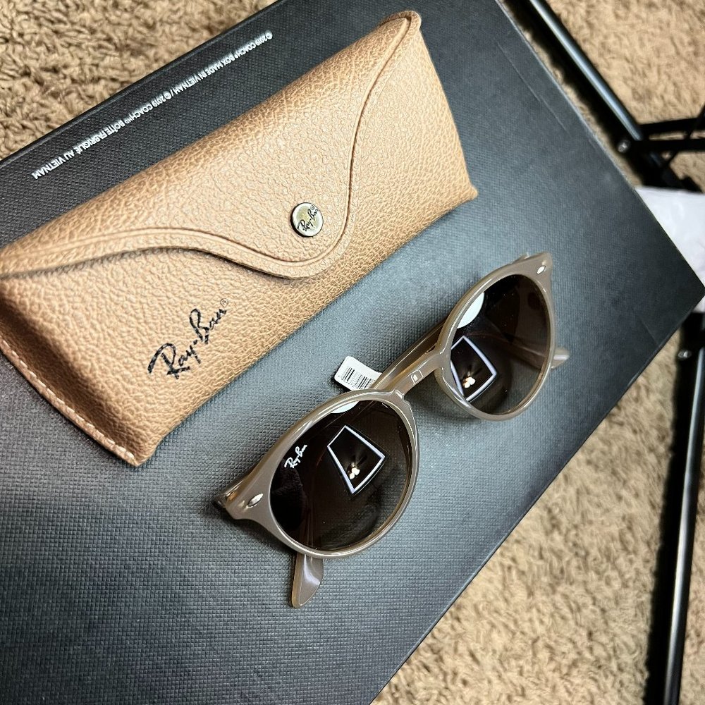Nude Ray- Ban Sunglasses